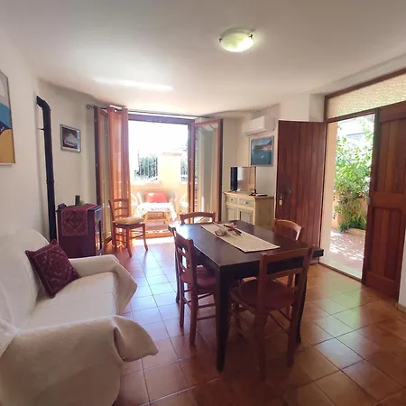 Casa Goletta Per 4 A 2 Minuti Dalla Iunq0334 Cala Gonone