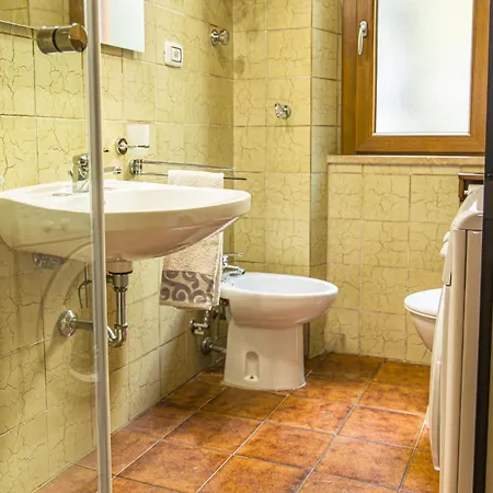 Appartement Casa Goletta Per 4 A 2 Minuti Dalla Iunq0334